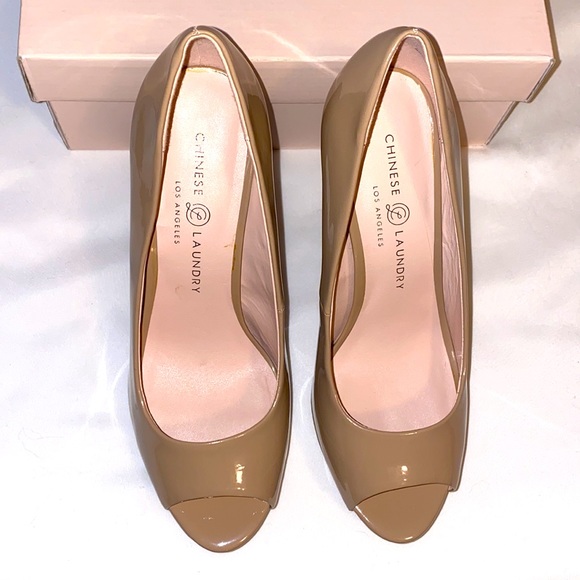 Nude Peep Toe Pumps Sz 8 by Chinese Laundry New in Box - Picture 11 of 11